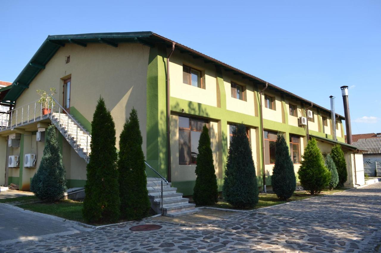 Motel Mesterul Manole Curtea de Argeş Esterno foto
