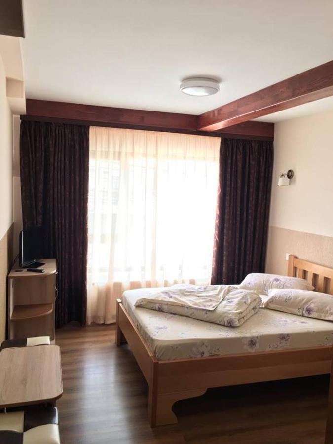 Motel Mesterul Manole Curtea de Argeş Esterno foto