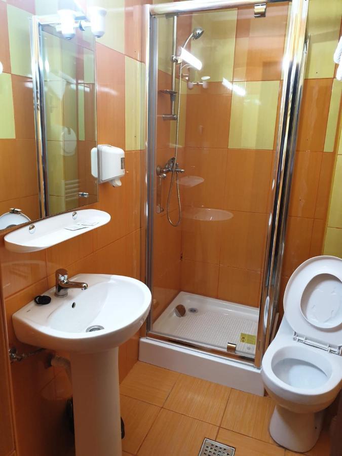 Motel Mesterul Manole Curtea de Argeş Esterno foto
